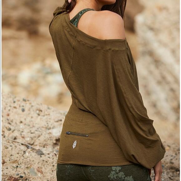 NWT! Free People Featherweight Long-Sleeve Size Small - Picture 6 of 10